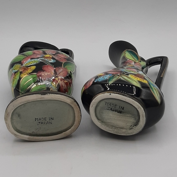 Vintage Hand Painted Porcelain Ceramic Art Little Vases Gold Trim Japan 5" Tall - Picture 8 of 10